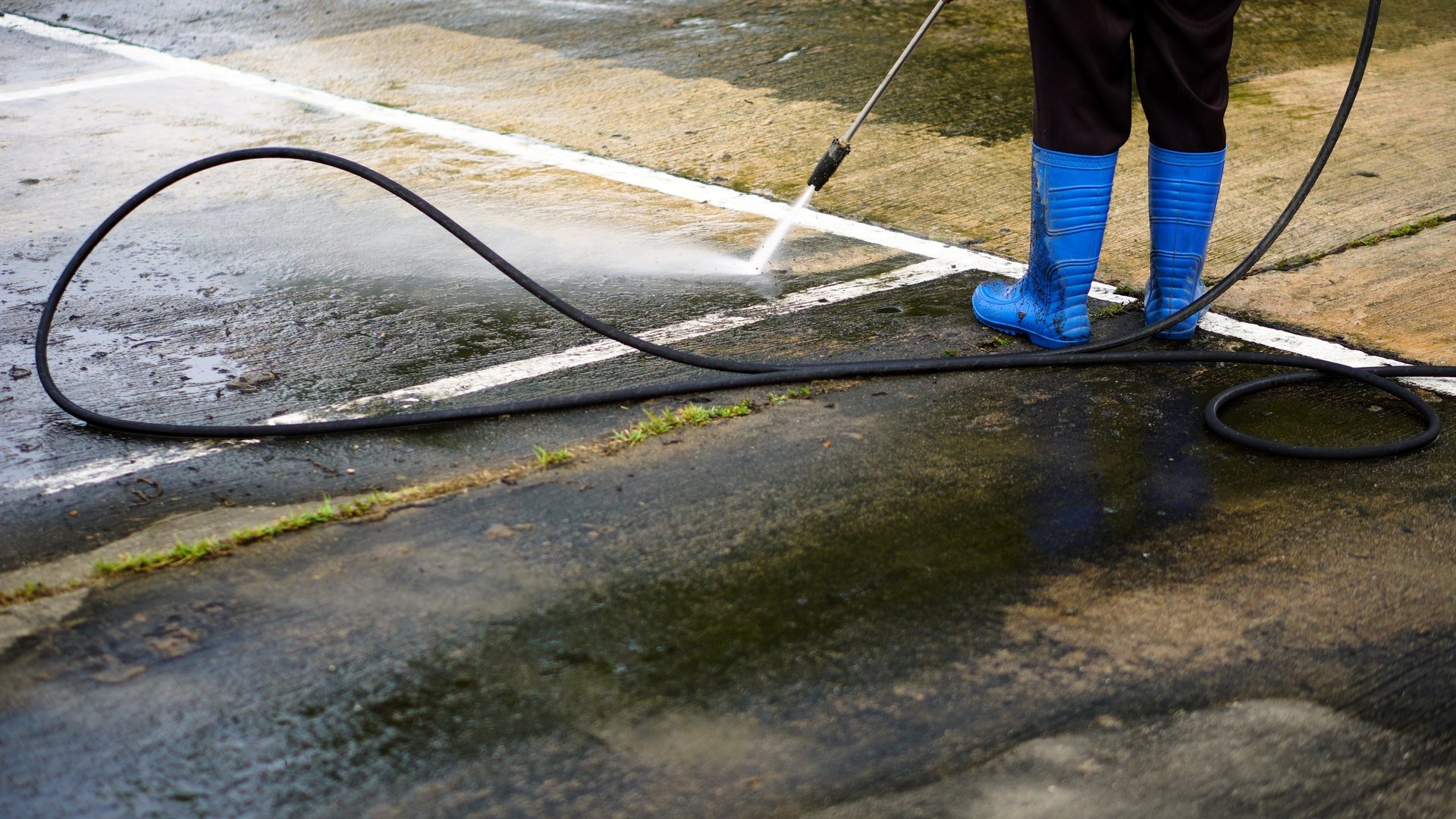 Commercial property cleaning