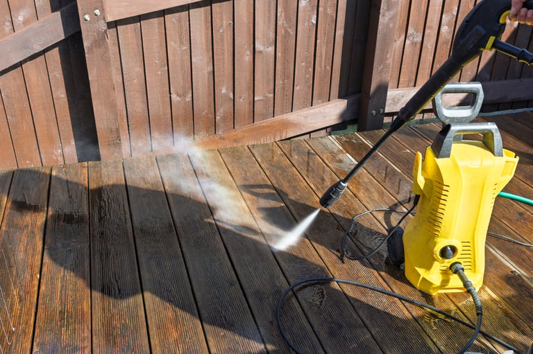 Exterior property cleanup